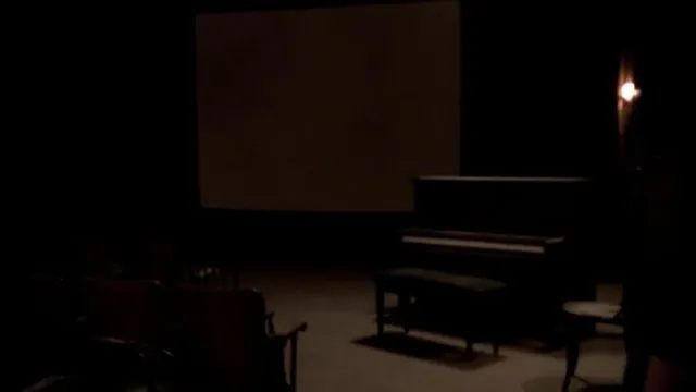 Кадры из сериала Карнавал (2003)